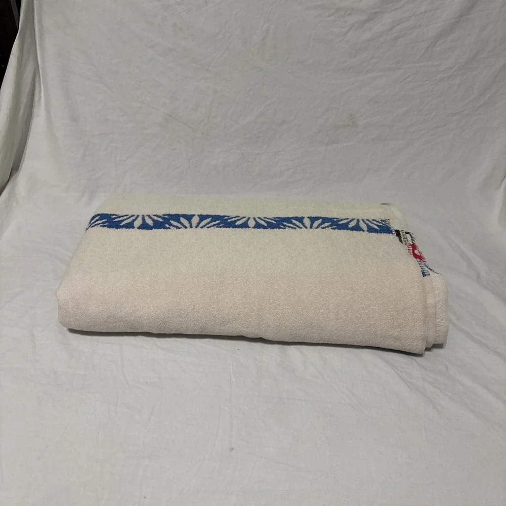Vintage Embroidered Red White Blue King Size Bedspread 76